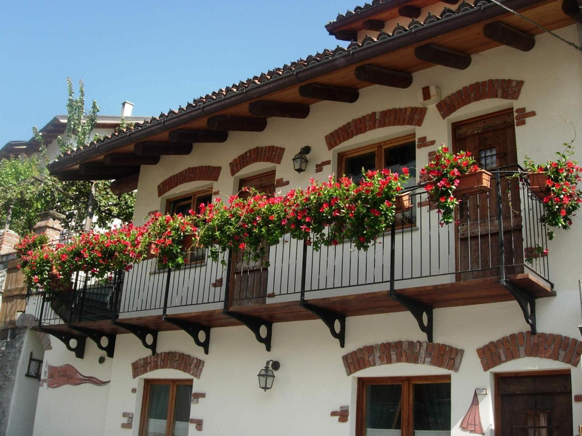 Le Village Montjovet Exterior foto